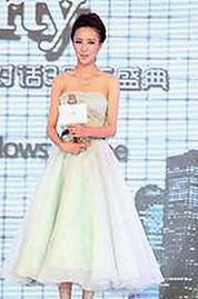 喵姐微博引爆娱乐圈吃瓜热潮，爆料与趣图全解析