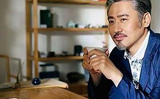 娱乐圈“瓜王”小八的崛起历程:从默默无闻到百万粉丝