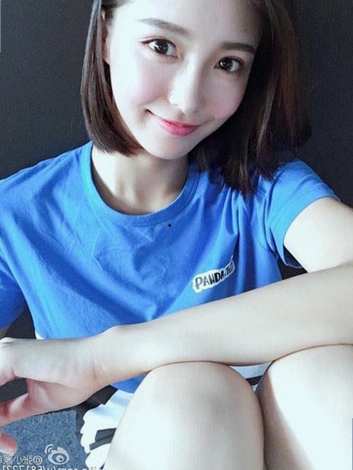 三岁小童星“娱乐吃瓜酱”走红背后：童真与粉丝文化的交织